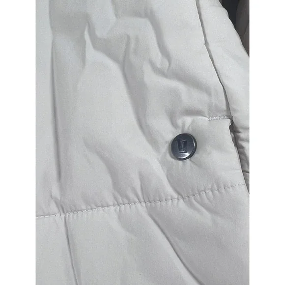 Vuori Jacket Women's Small White Primaloft Insulated Full Zip Puffer Winter Warm - Picture 10 of 16